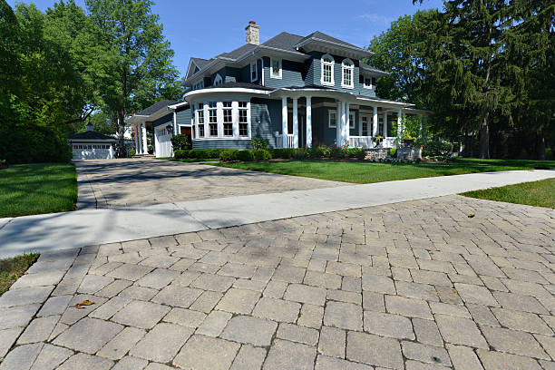 Best Affordable Driveway Paving  in Valencia, NM